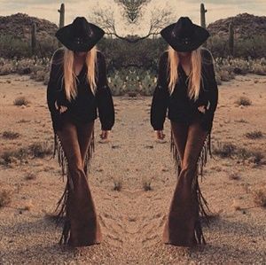 Trade/ brown suede fringe hiphuggers. NWT